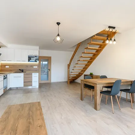 Javorska Appartement *